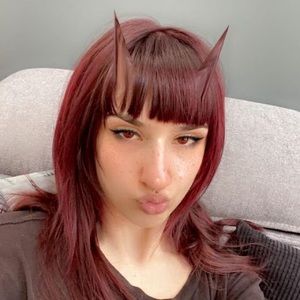 Meet your Posher, Myriam